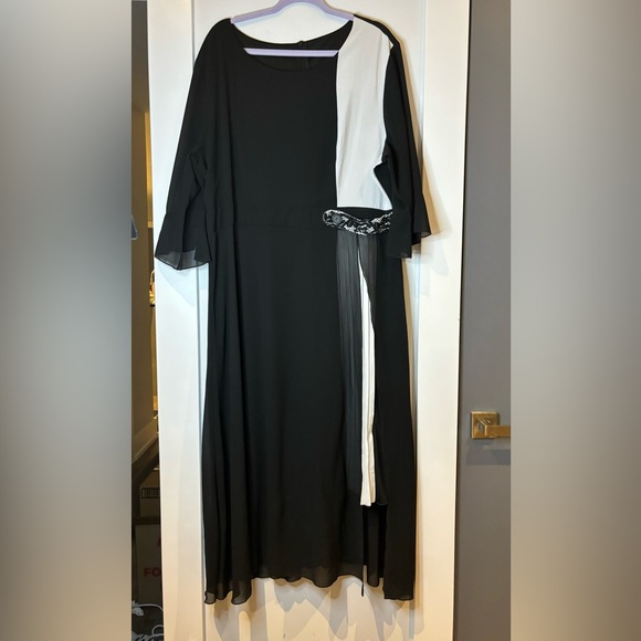 😀- -😊 Classy Colorblock Mesh Overlay with Lace Detail Pleated Dress 2X  She - Picture 5 of 6